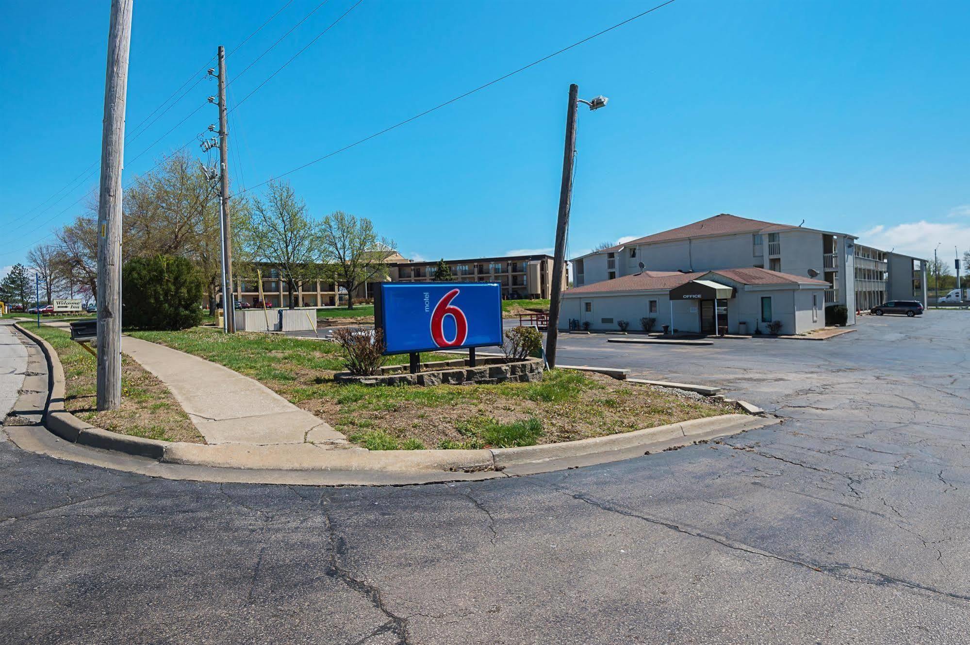 Motel 6-Blue Springs, Mo Extérieur photo