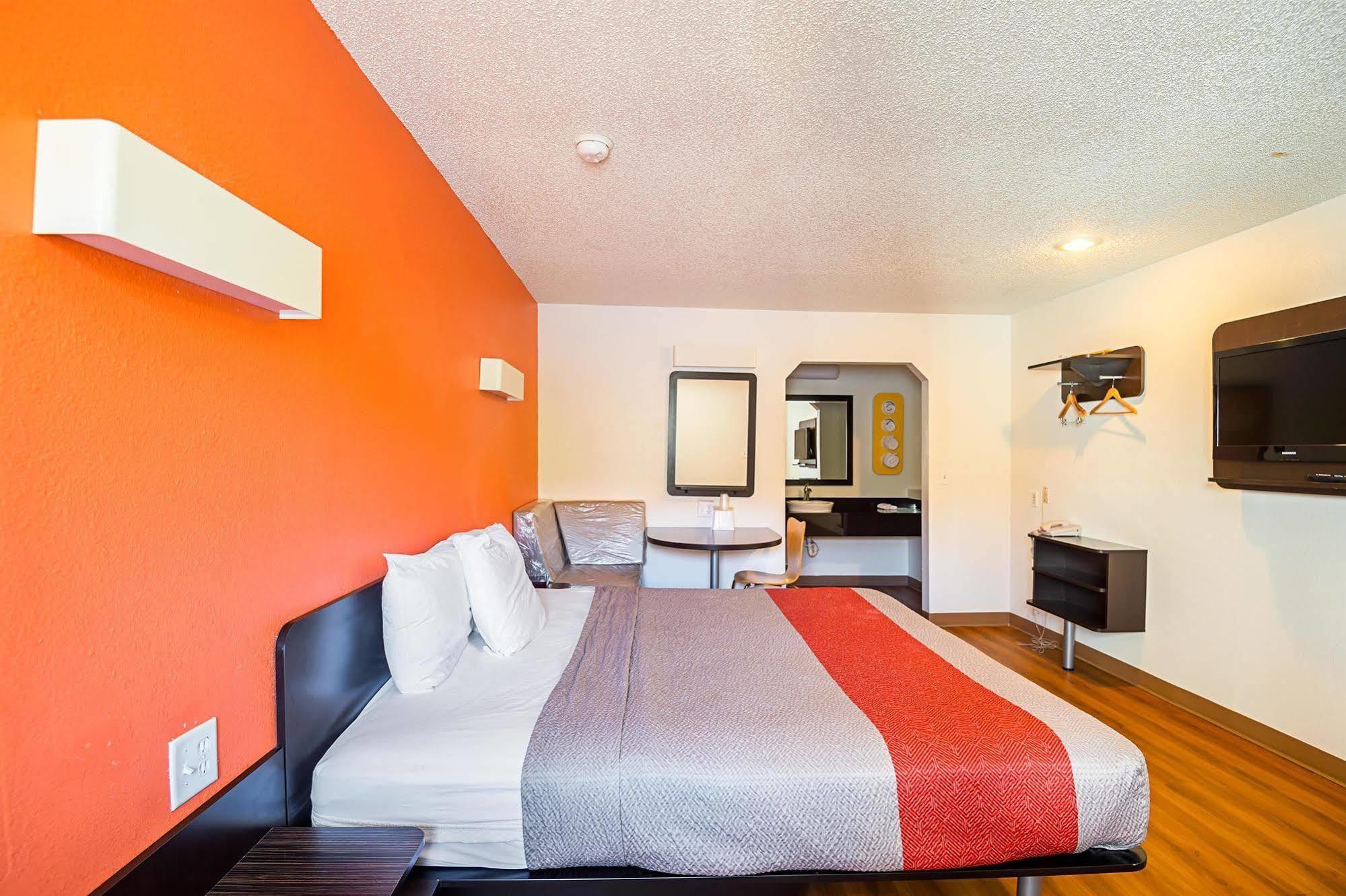 Motel 6-Blue Springs, Mo Extérieur photo